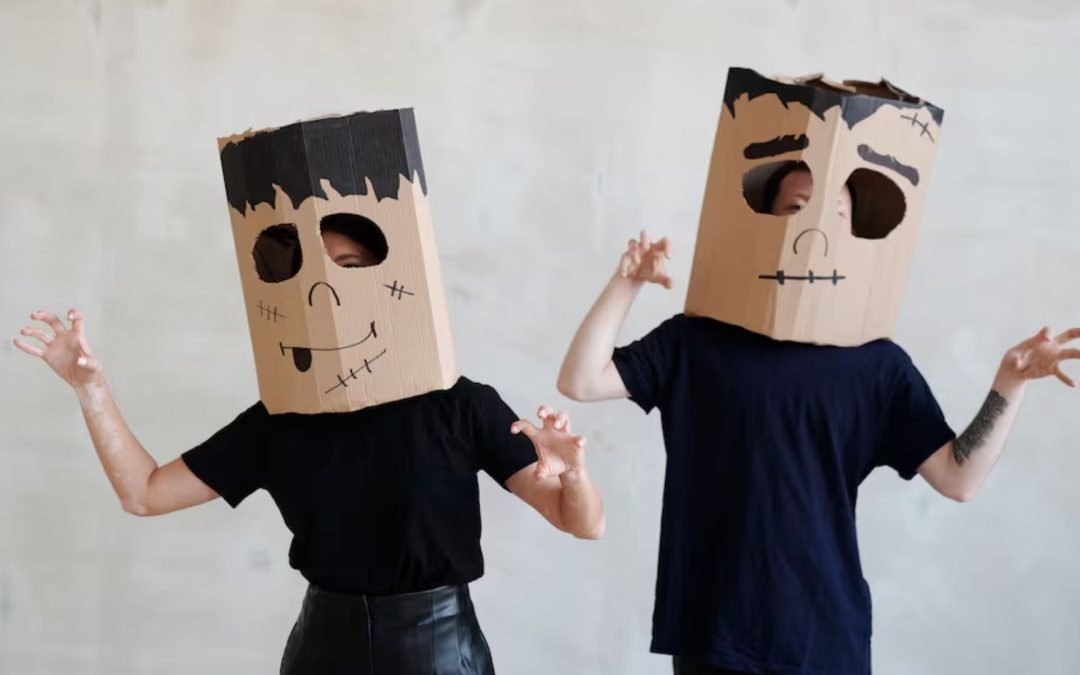 Halloween Creativo: Crea Disfraces Increíbles con Cartón